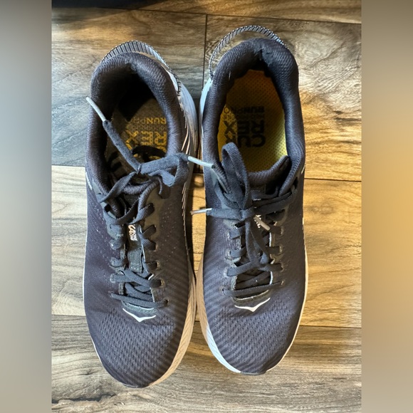 HOKA M Rincon 2 in Black White Size 8.5 Women's EUC - Picture 2 of 10